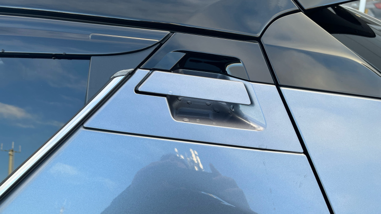 Toyota C-HR 2.0 Hybrid Dynamic 5dr CVT Hybrid Hatchback